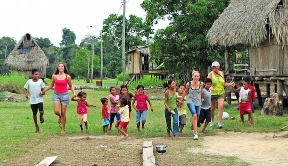 离网+ in + Northern + Peru +-+ Running + Race + in + Amazon + Village.jpg