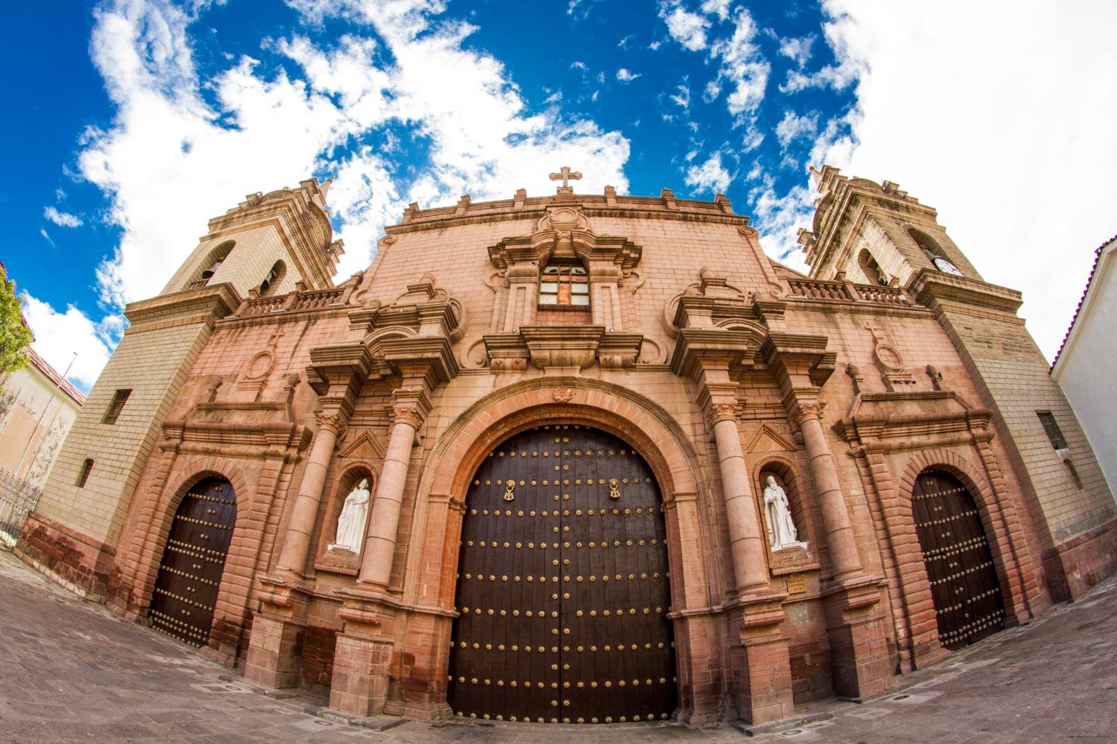 Ayacucho.大教堂的门面。