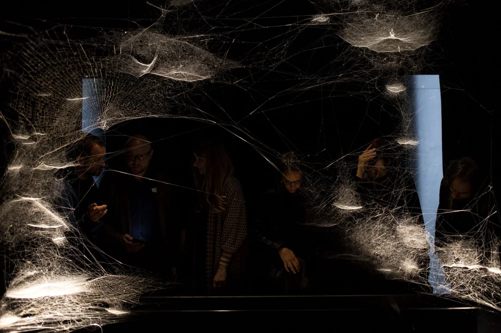 Tomás Saraceno, Spider/Web Pavilion 7: Oracle Readings, Weaving Arachnomancy, Synanthropic Futures: At-ten(t)sion to invertebrate rights!, 2019. Mixed media. Photo by: Francesco Galli. Courtesy: La Biennale di Venezia