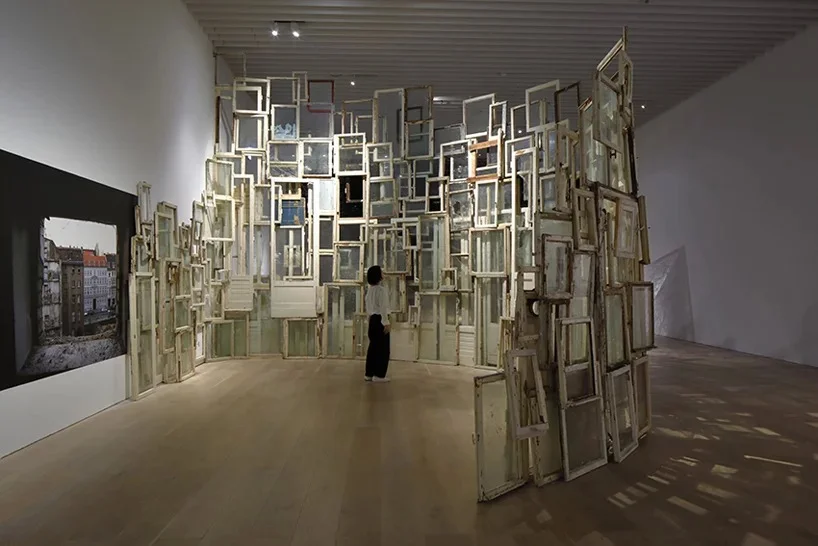 inside – outside | 2009/2019 | old wooden window | dimensions variable. courtesy: kenji taki gallery, nagoya/tokyo. photo by sunhi mang, courtesy of mori art museum, tokyo