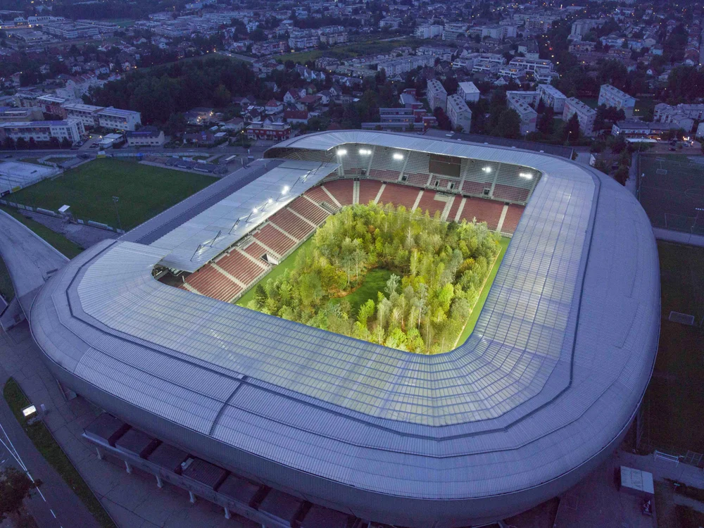 “FOR FOREST - The Unending Attraction of Nature” (2019), Stadio Wörthersee, Klagenfurt, Austria. Fotografia: UNANIMO