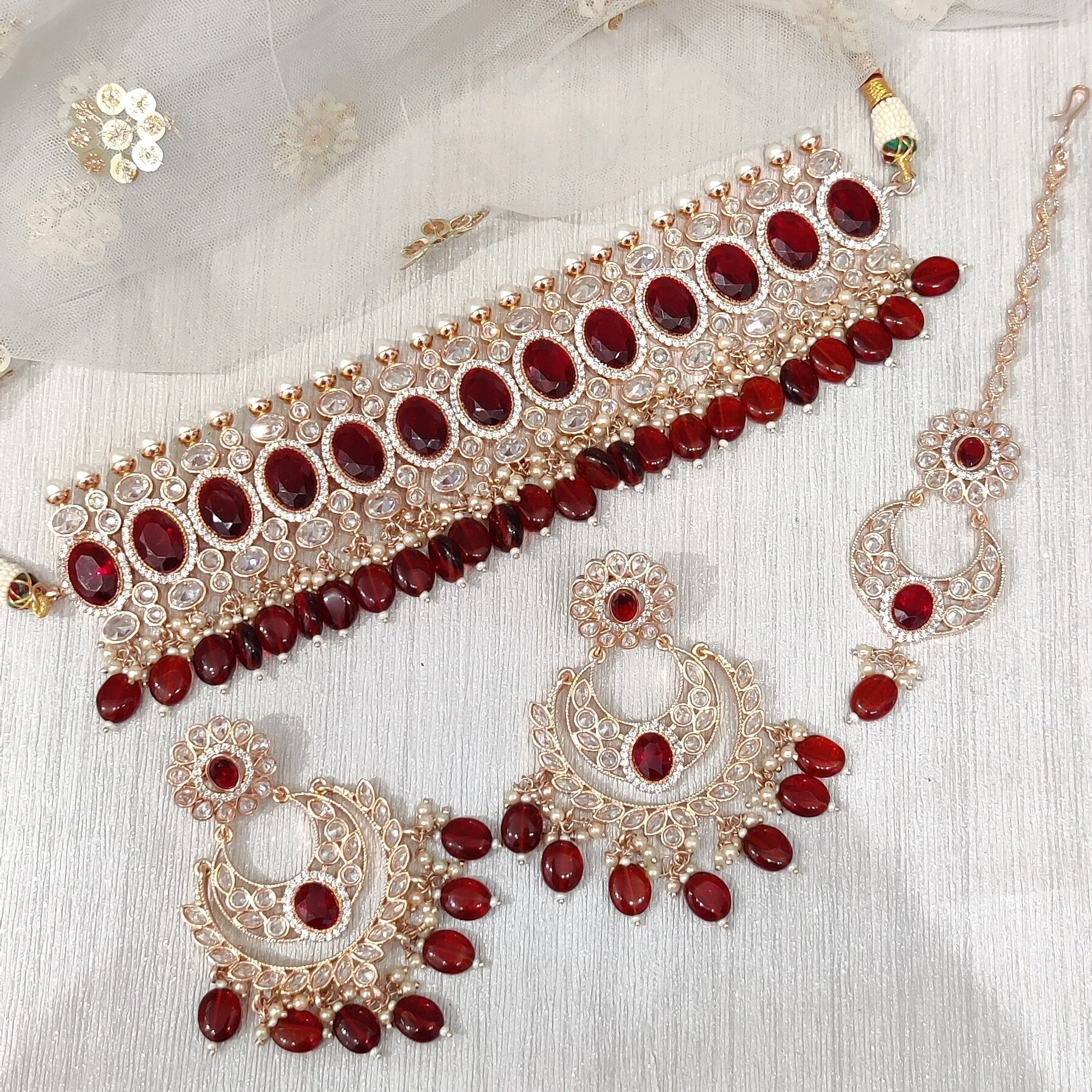 maroon stone necklace set