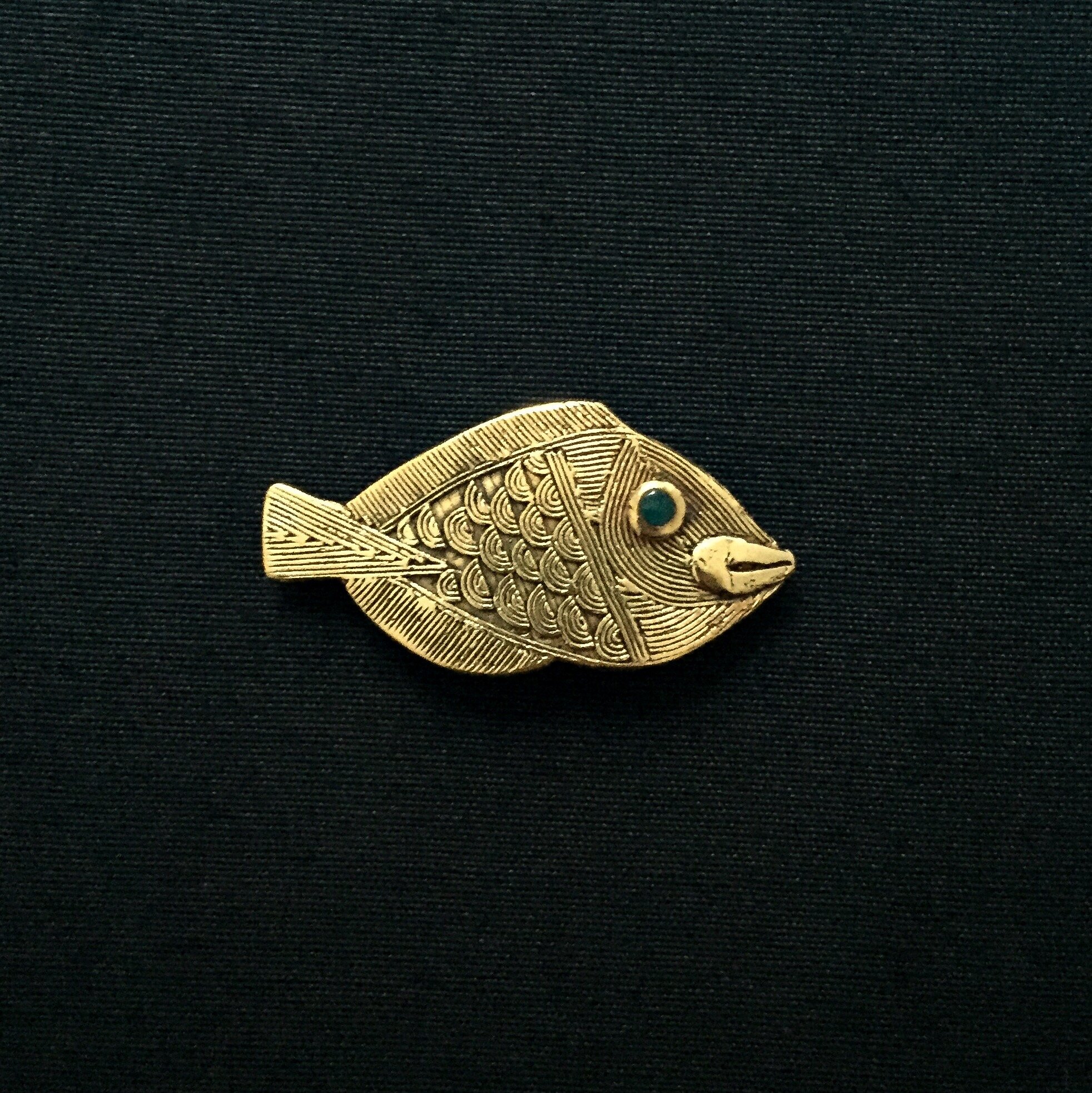 Brooch fish