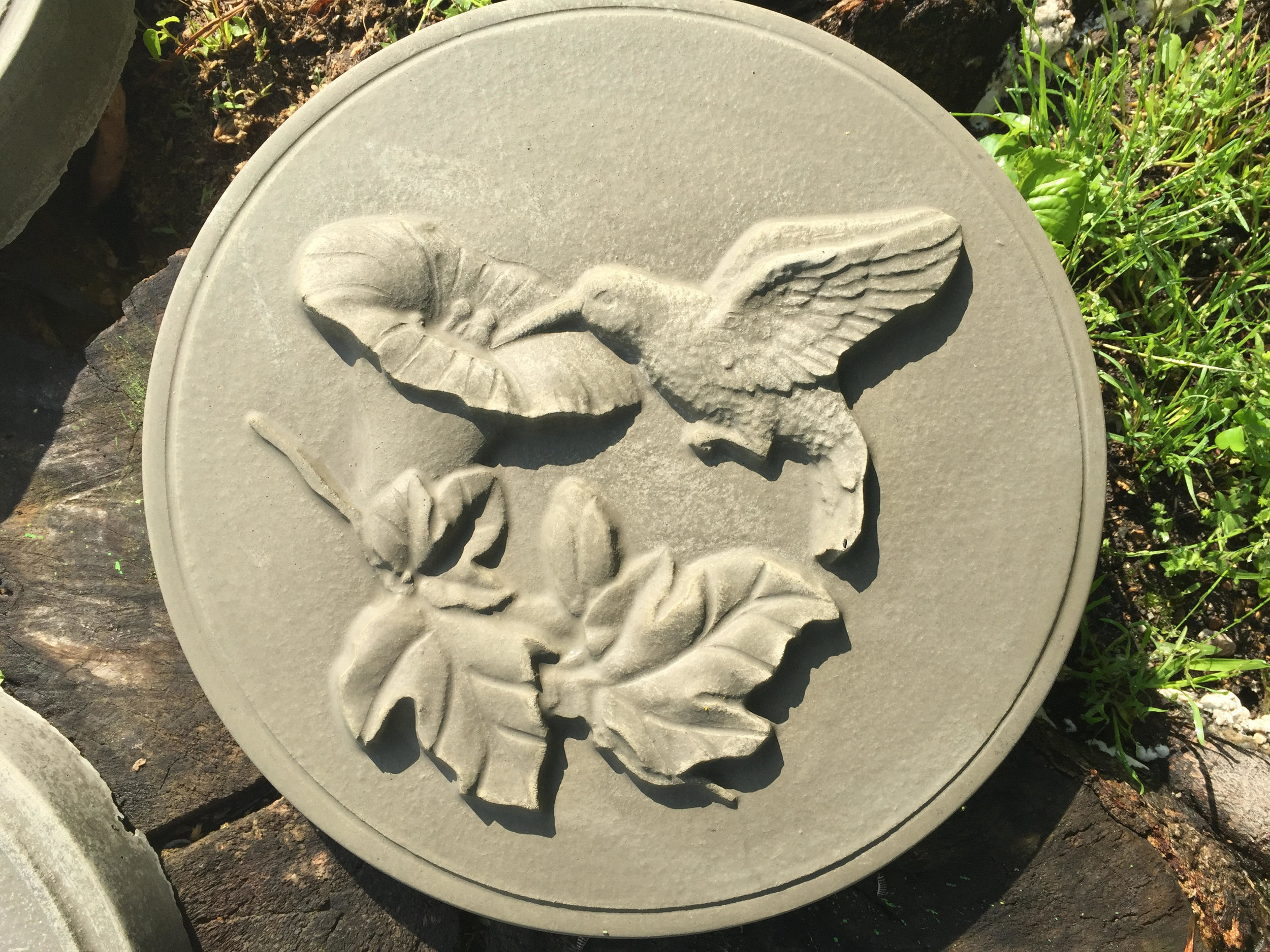 Hummingbird stepping stone mold plaster concrete mould  11" x 2" thick 
