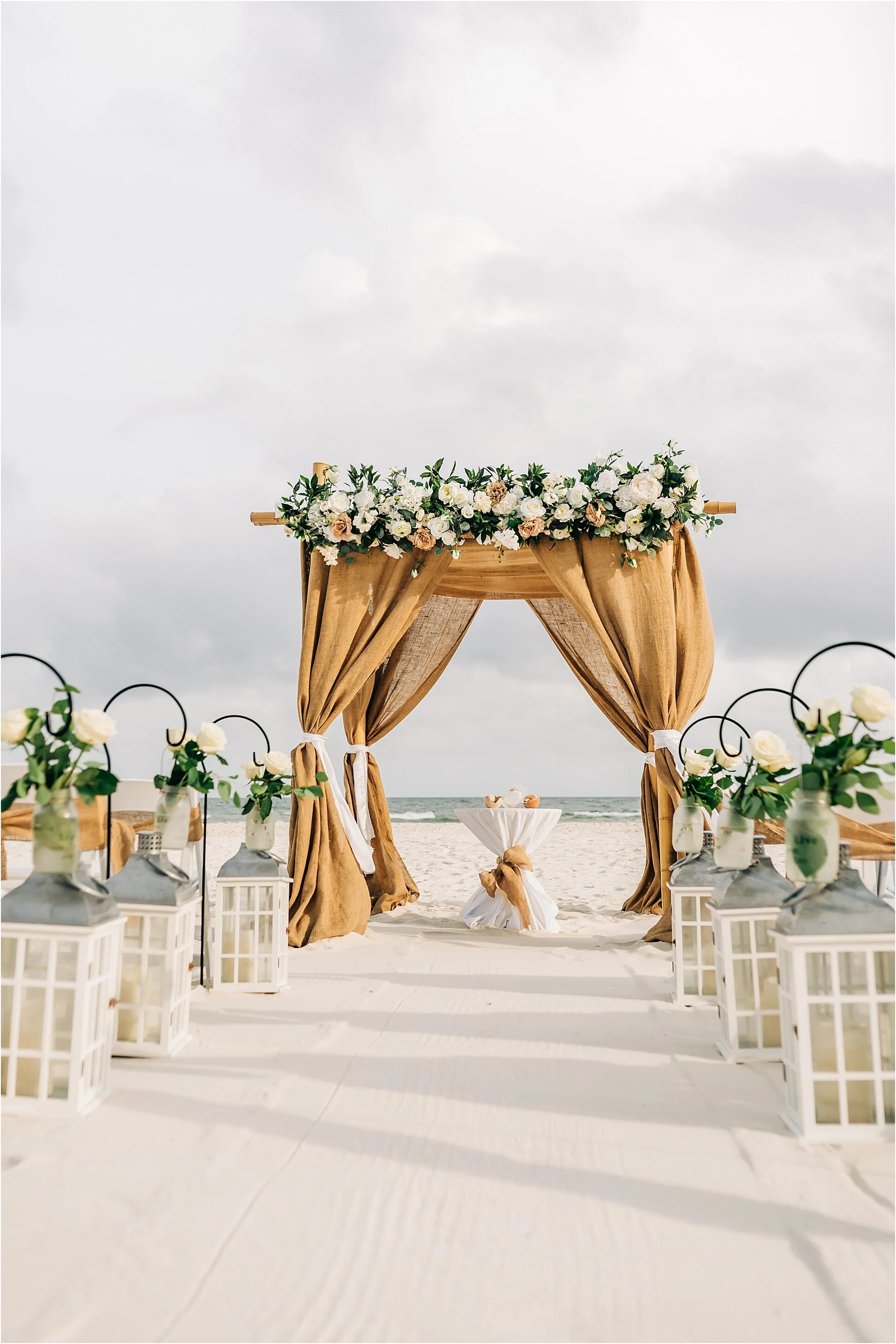 Burlap Arch .jpg.jpg.