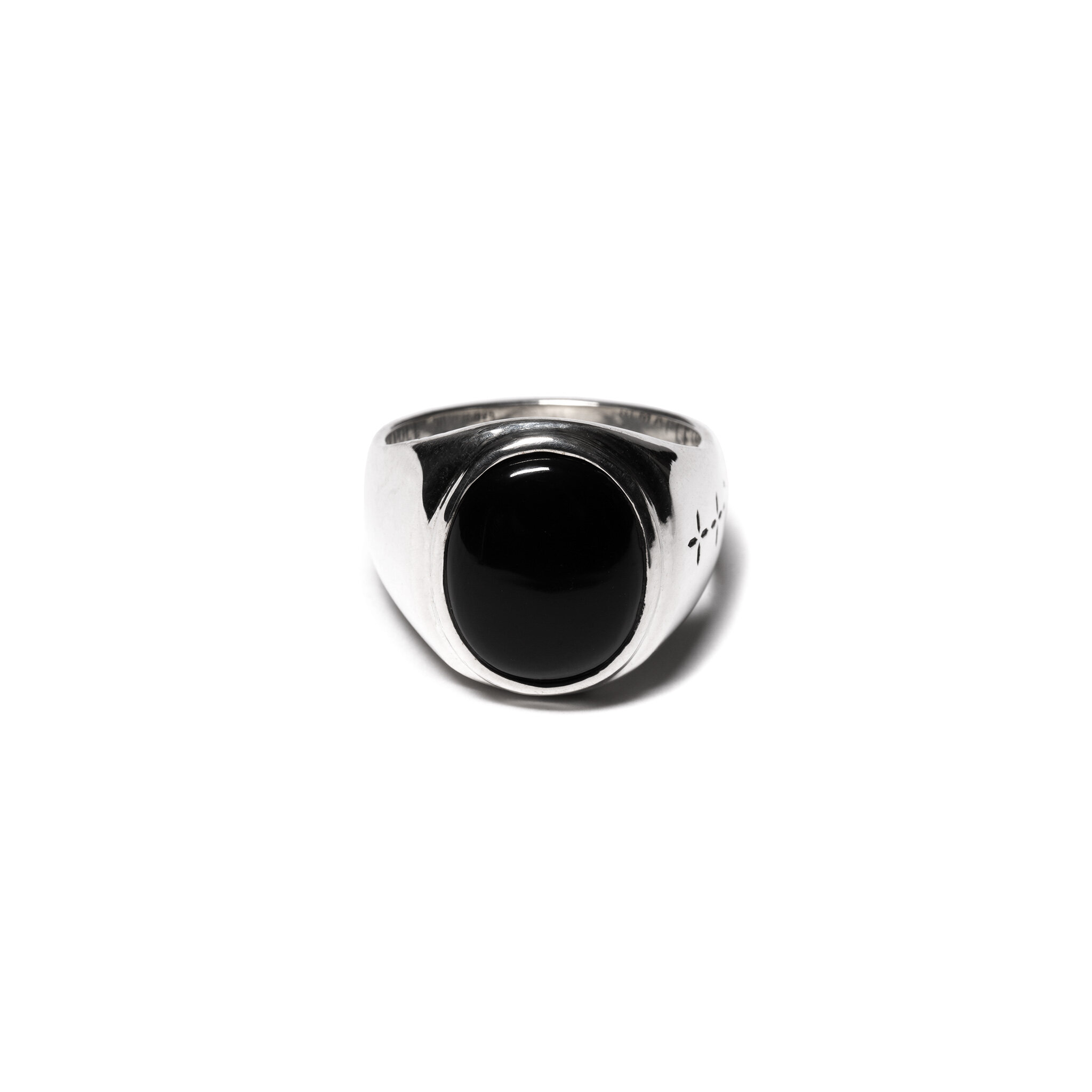 Tommy Signet Ring Silver Onyx Maple