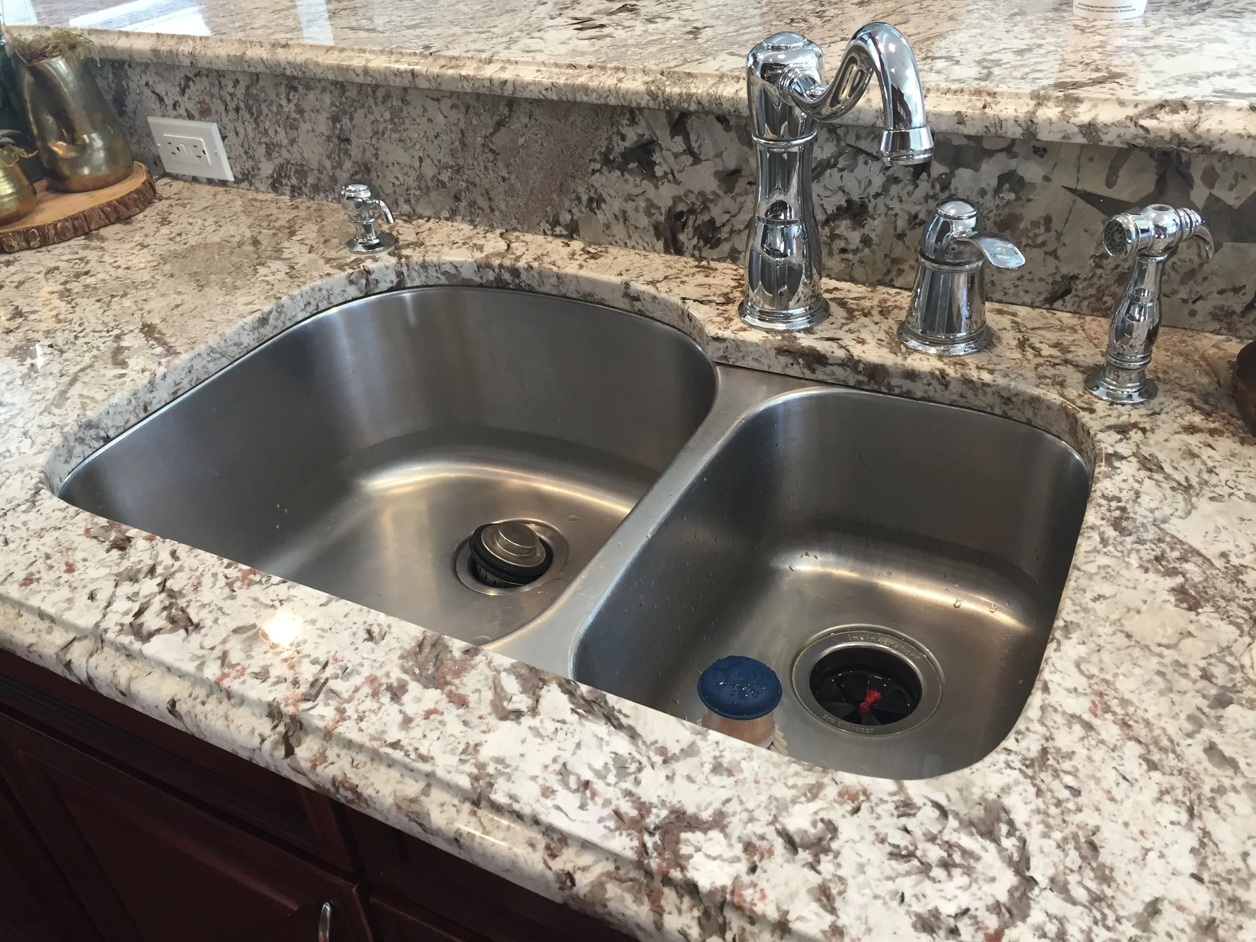 Gorgeous Dark Brown Wood Custom Kitchen Granite Counters Stainless