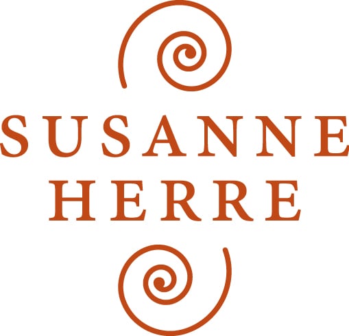 Susanne Herre - Viola da gamba, Theorbo, Mandolin