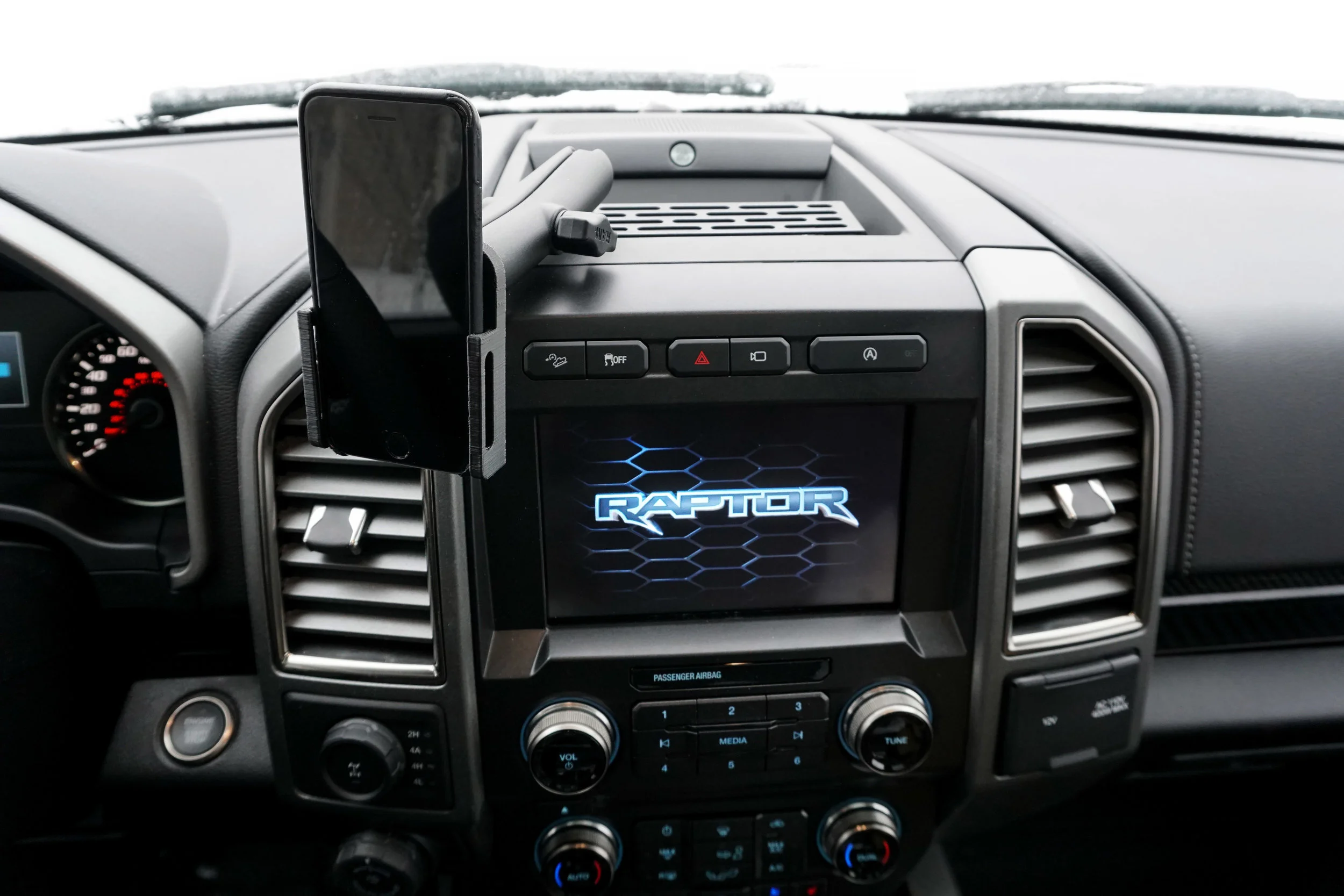 Builtright Industries Dash Mount 2015 2019 Ford F 150 Raptor 2017 F 250 F 350 Builtright Industries