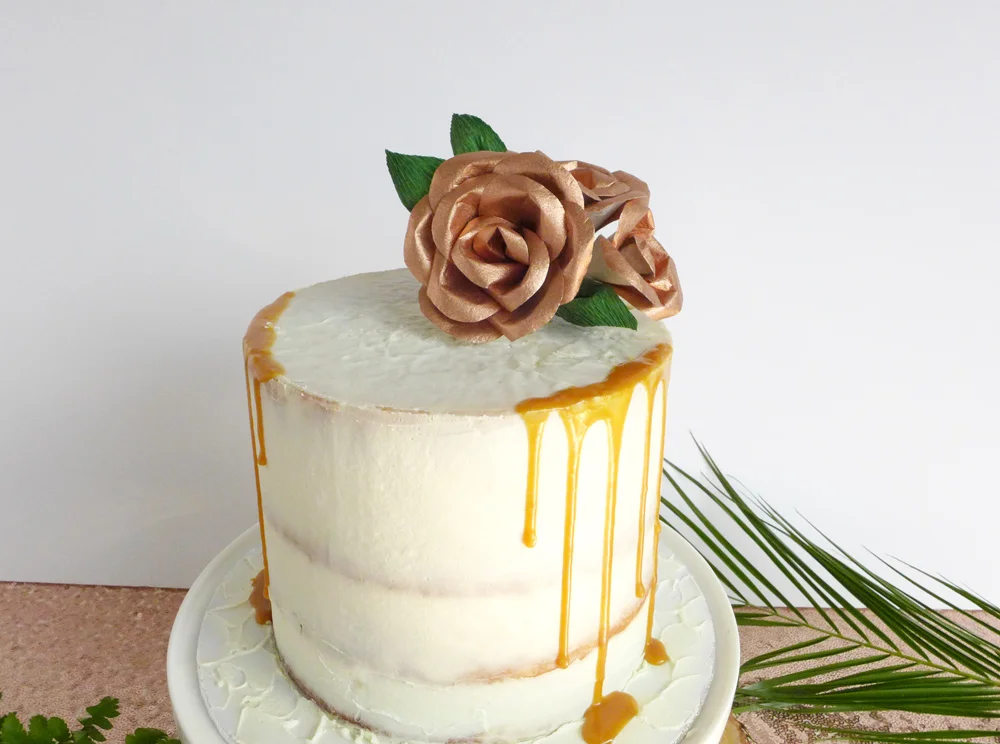 wedding cake decorations