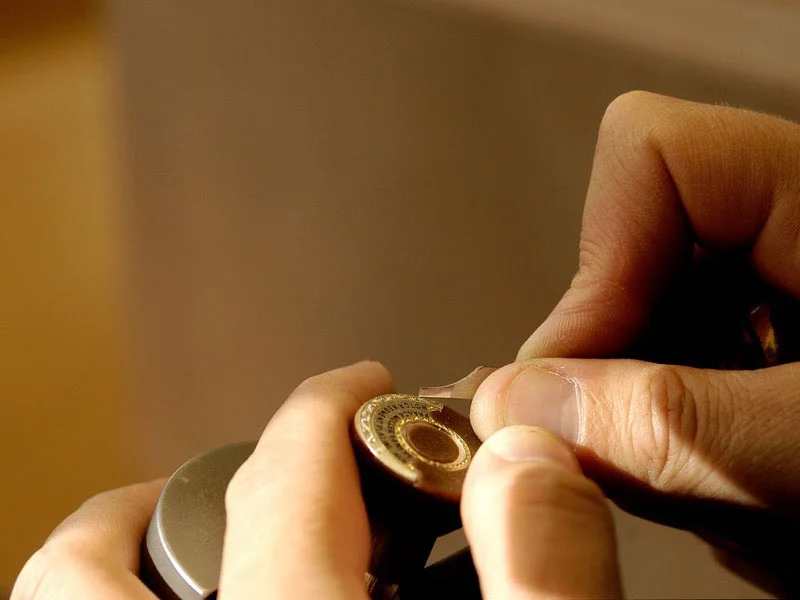 0-Hand-Engraving.jpg