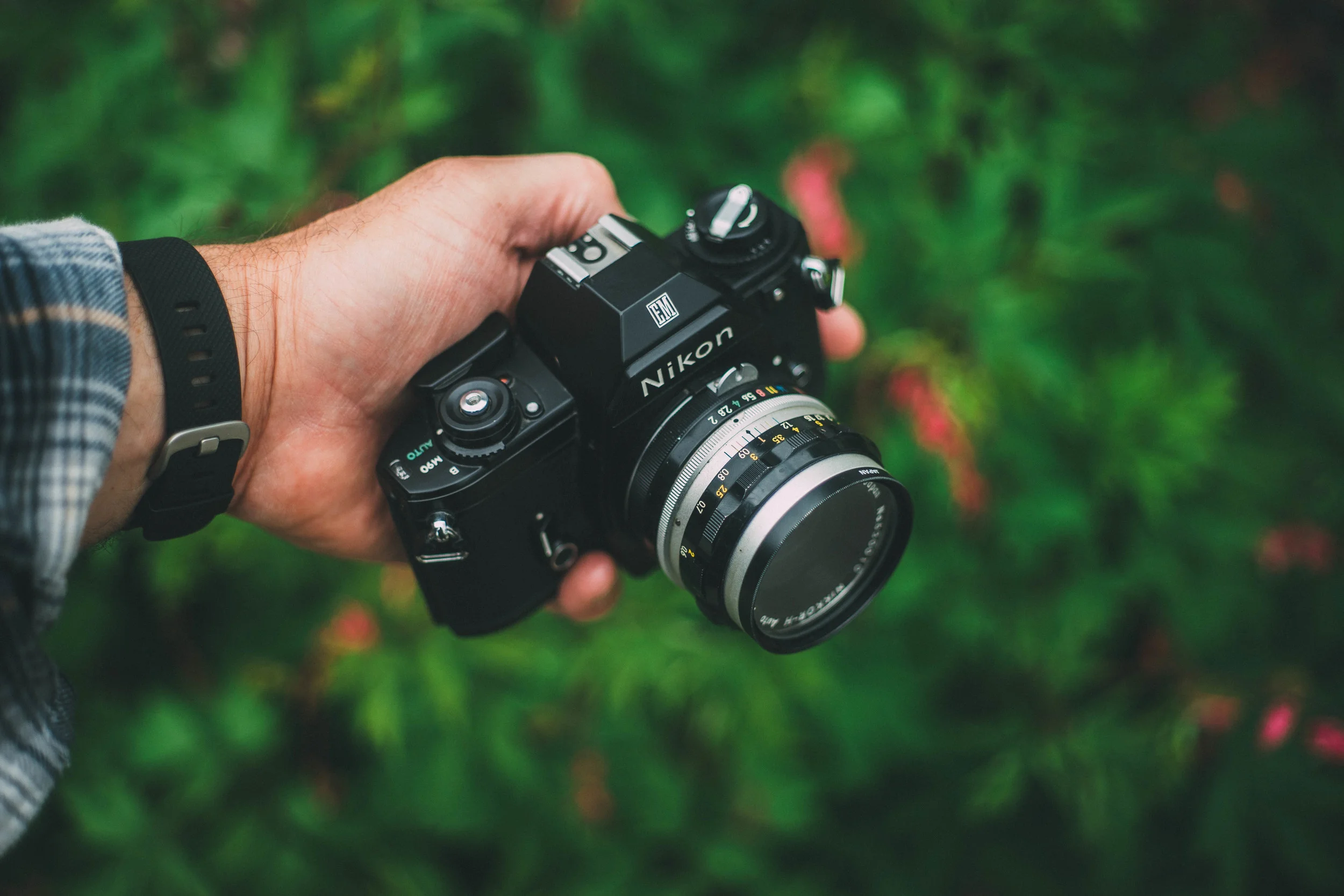 Nikon em10