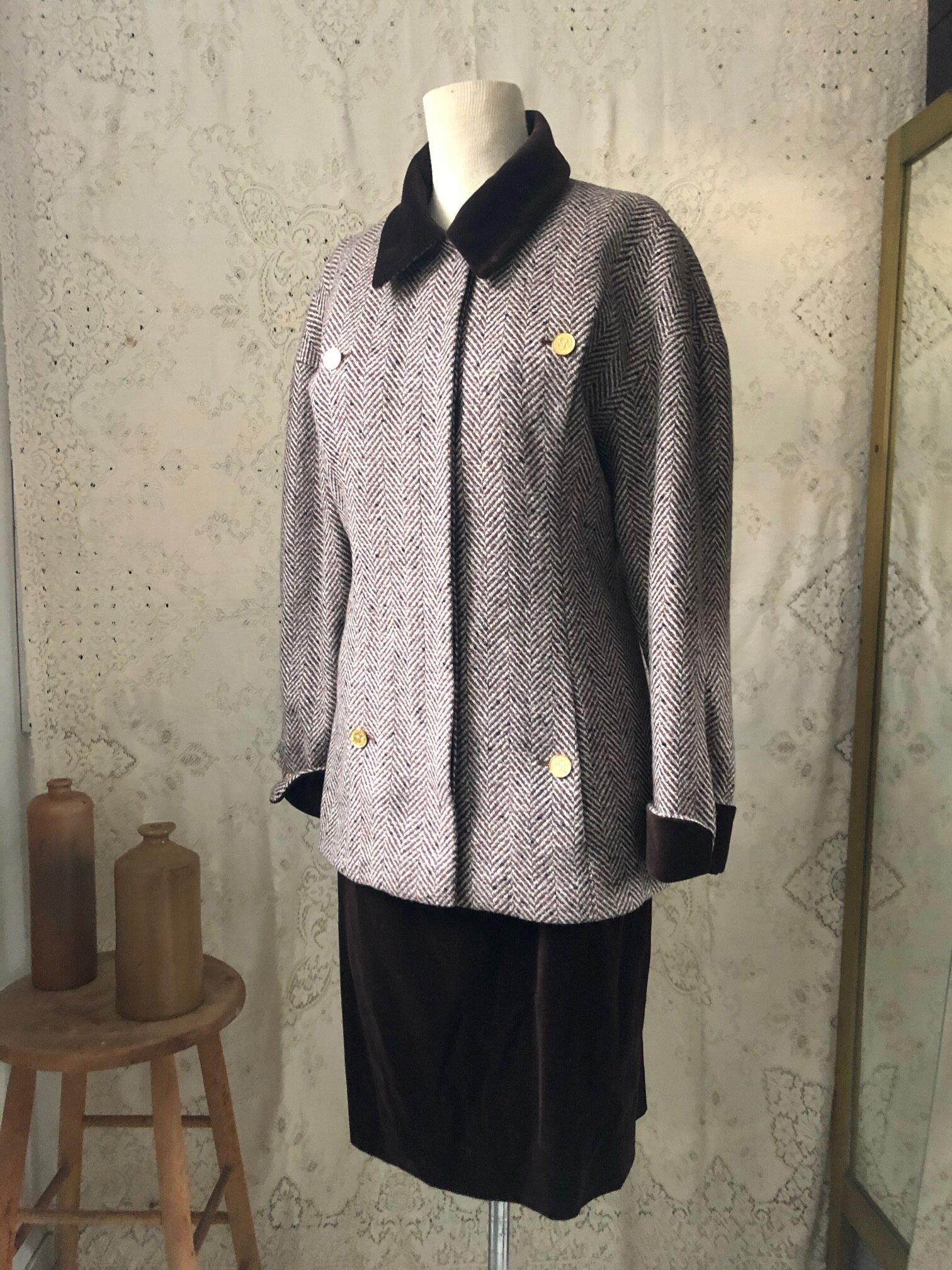 chanel tweed suit size
