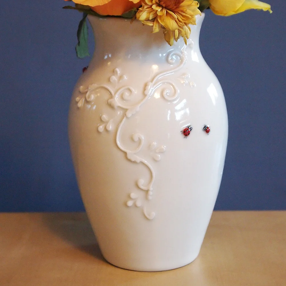 Medium Vase With Ladybugs Jampdx