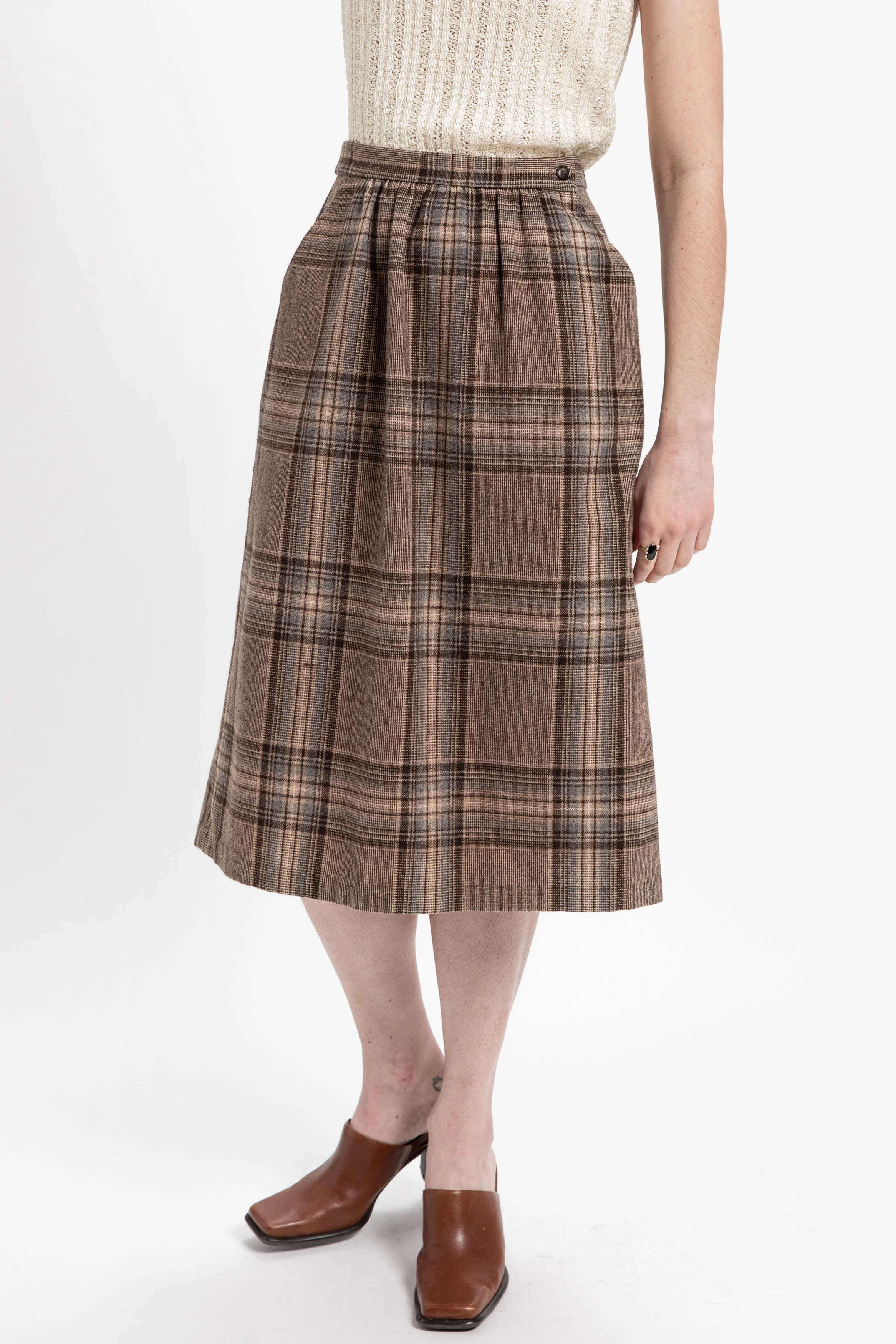 tan plaid skirt