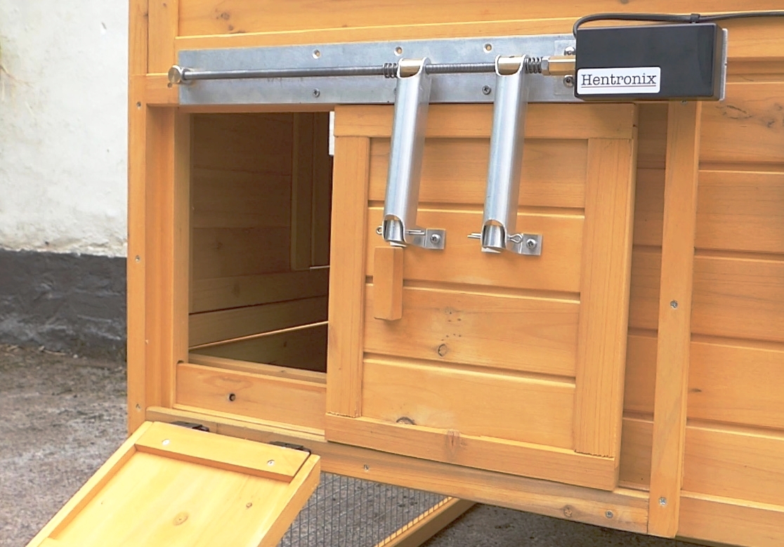 Compact Horizontal Door Automatic Opener Closer Hentronix The Best Automatic Chicken Coop Door Openers