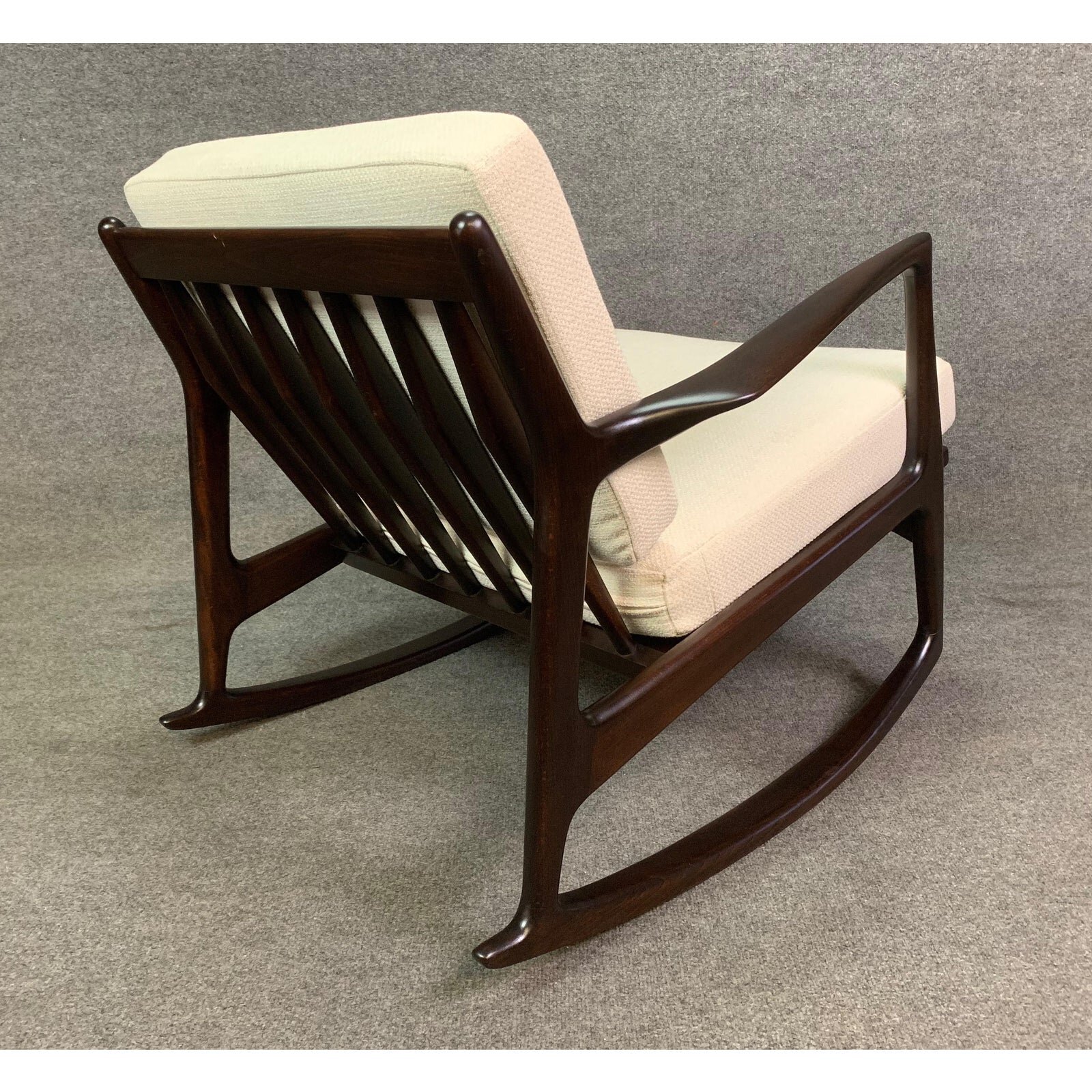Vintage Danish Mid Century Modern Rocking Chair By Kofod Larsen For Selig Aymerick Modern