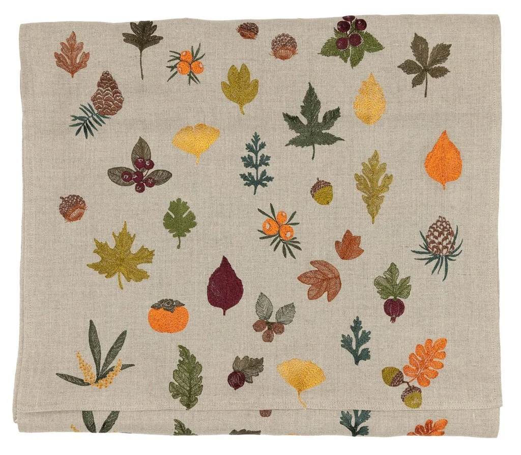 Coral & Tusk Table Runner — Country Store on Main