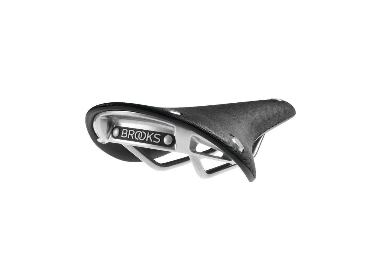 brooks c17 weight