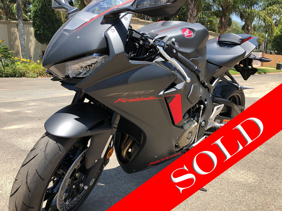 Honda Cbr1000rr Fireblade 18 Model Collectible Wheels
