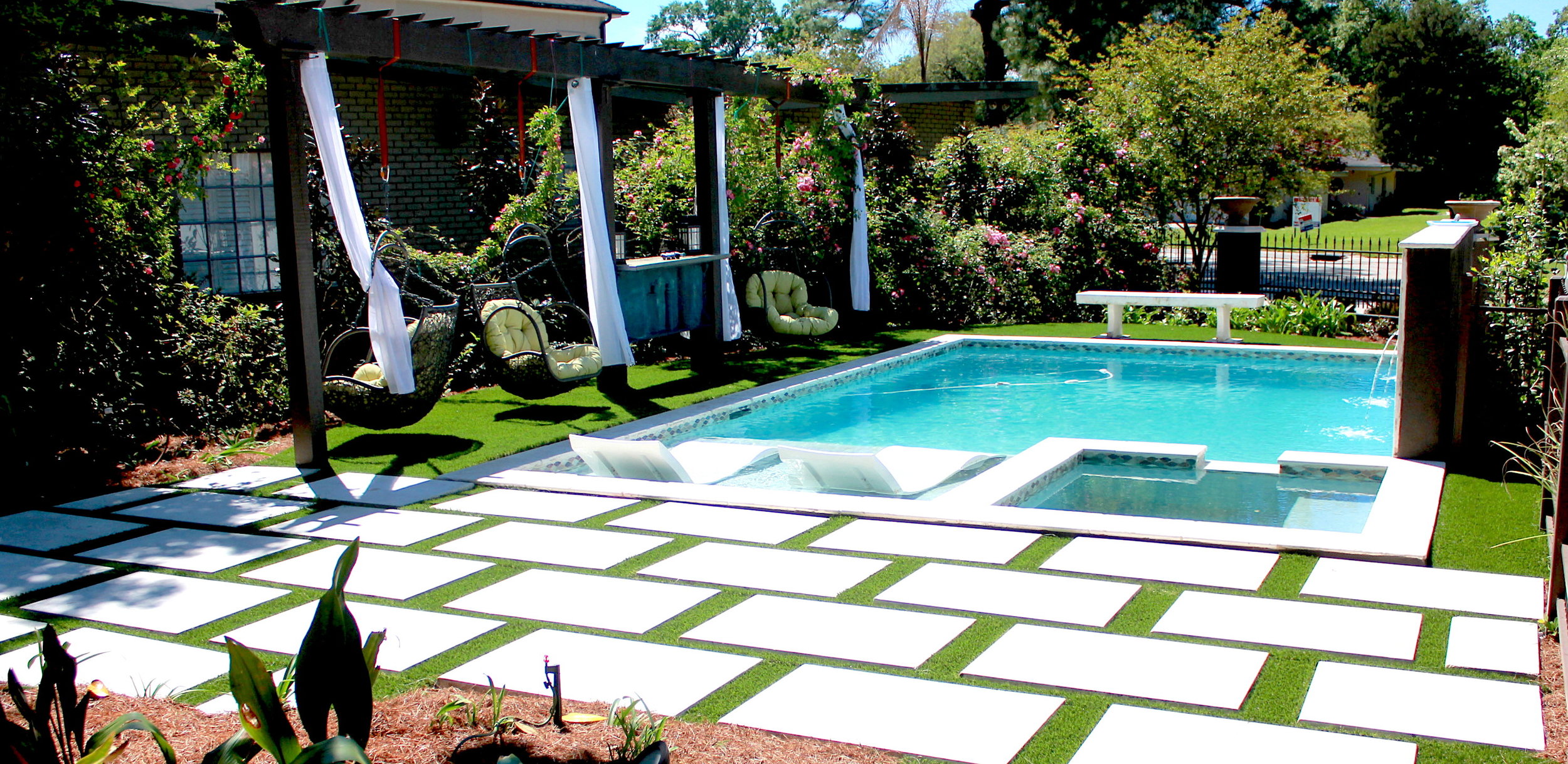 Pool_Turf_Flamingo_1.jpg