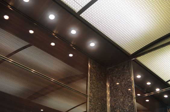 320 Front St W-Ceiling 01.jpg