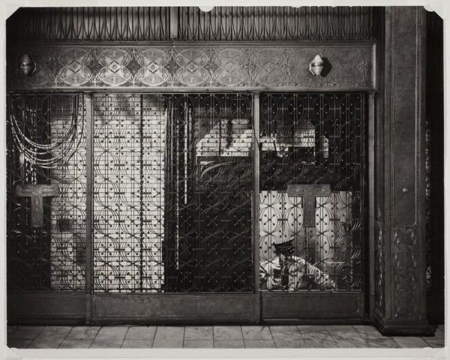 路易斯·沙利文历史芝加哥交易所Elevator.jpg