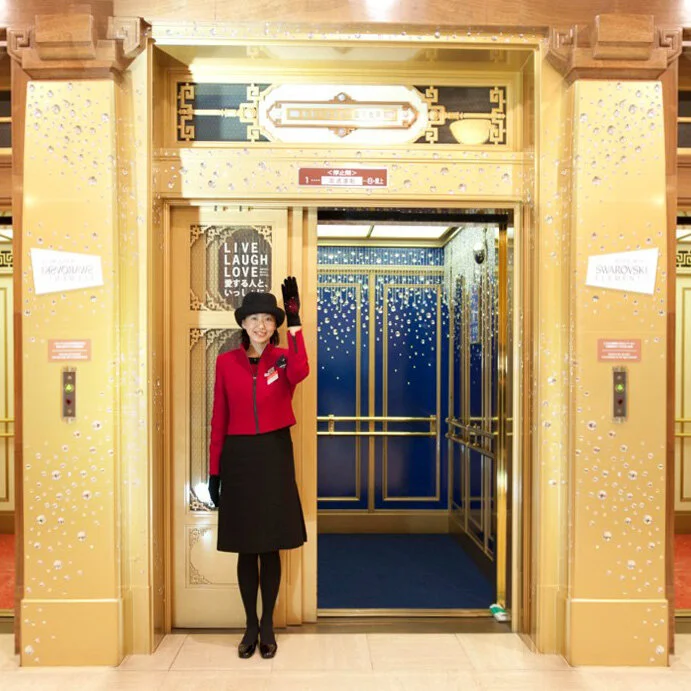 2011-Takashimaya-Christmas-made-with-SWALOVSKI-ELEMENTS3-1.jpg