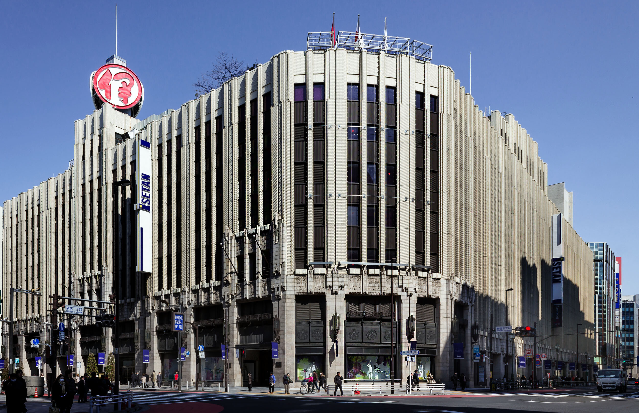 伊势丹_新宿百货公司东京电梯.jpg