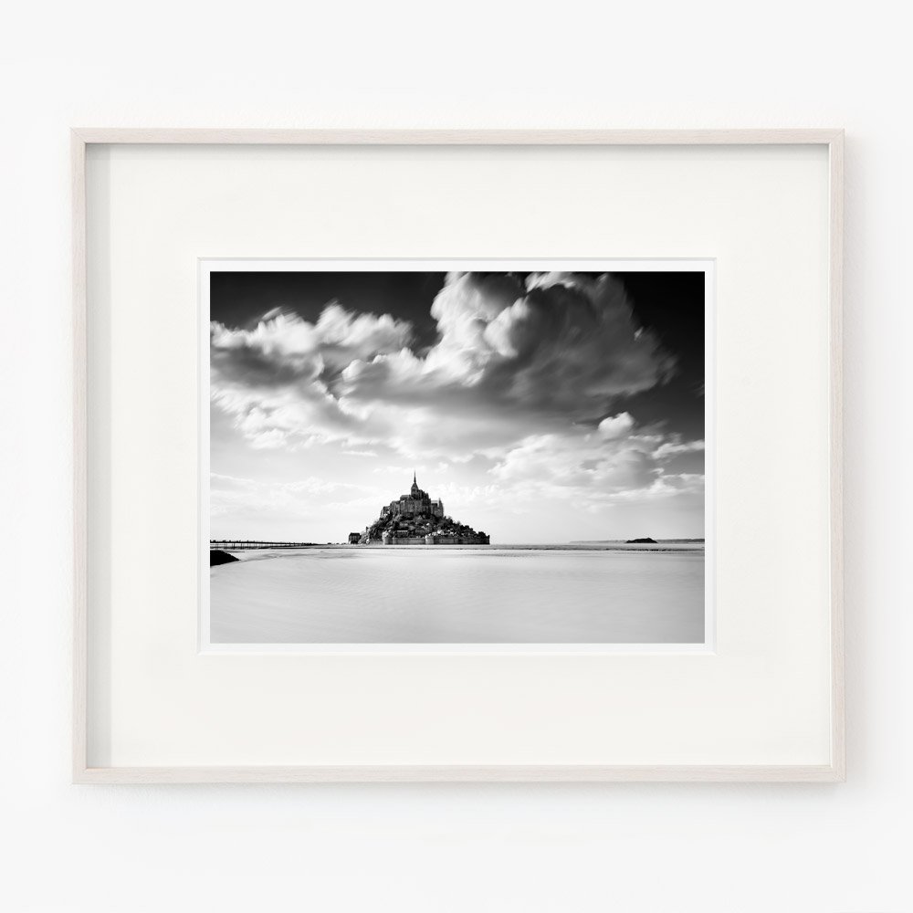 35周年記念写真展 ZARD Photo Gallery -MONOCHROME/COLORS-|