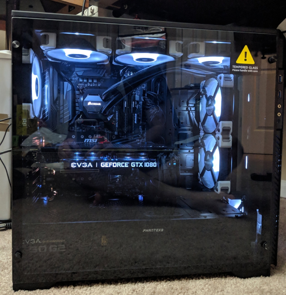 赛车手边:1440p / 144Hz游戏电脑
