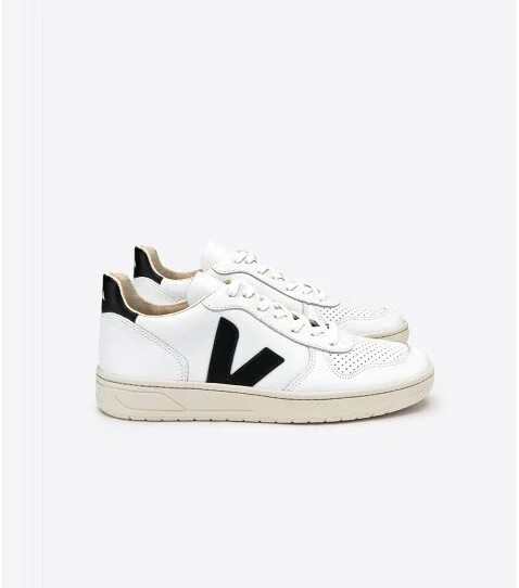veja black and white