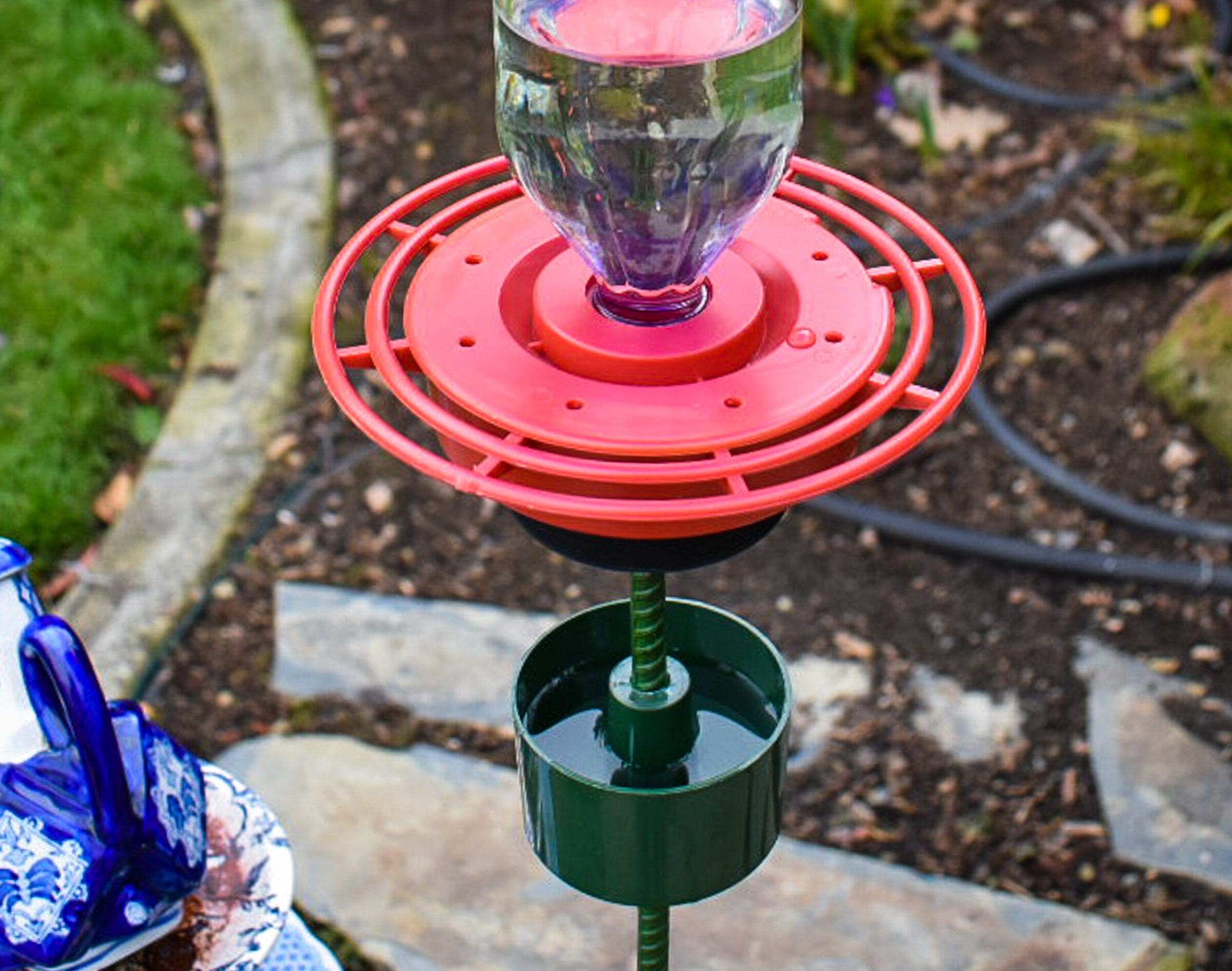 Hummingbird Feeder Pole Adapter Kit With Ant Trap For 3 8 Pole