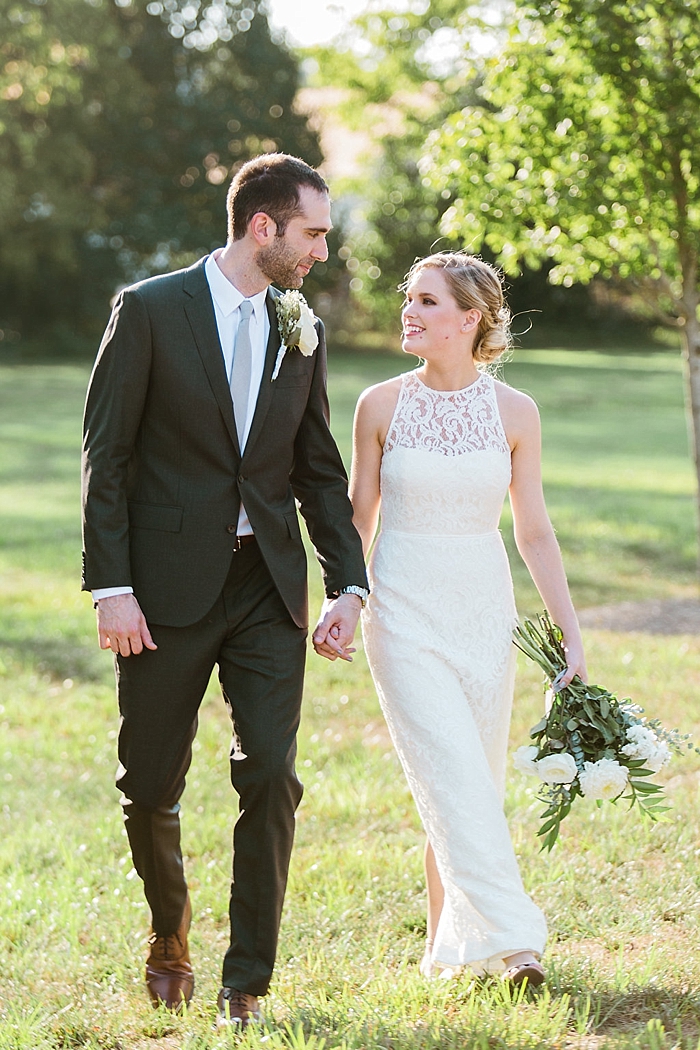 intimate-elegant-cjs-off-the-square-wedding_0064