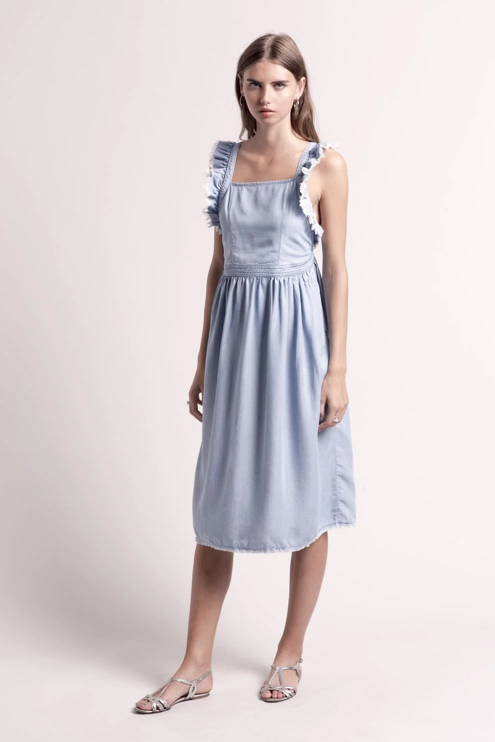Deby Debo Arizona Crisscross Chambray Midi Dress — IMWIM