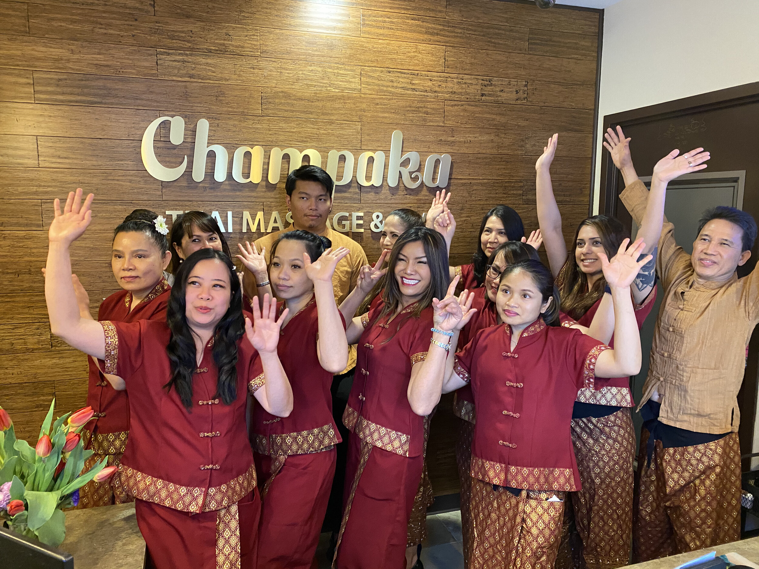 Happy-employees.jpg.