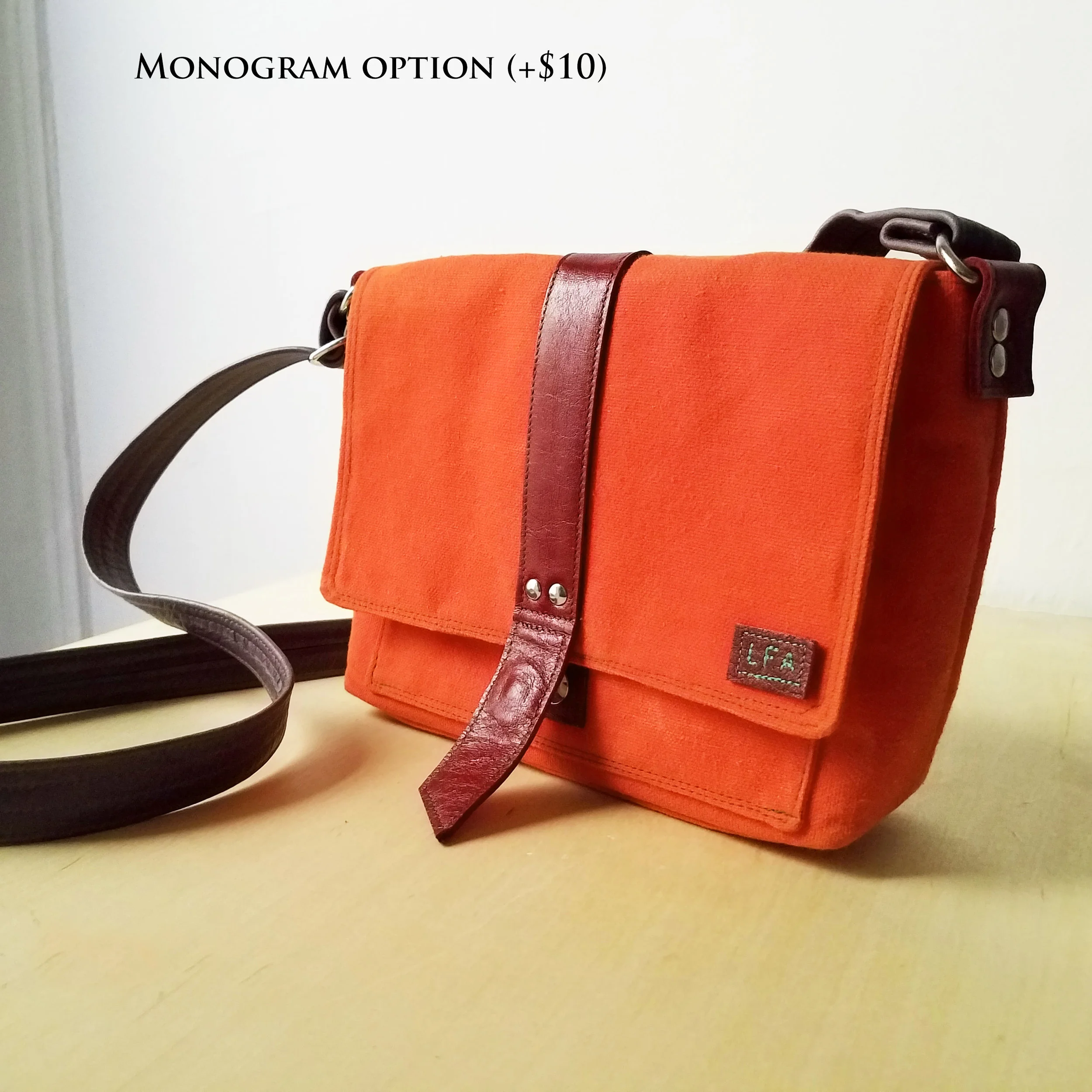 mini messenger bag leather
