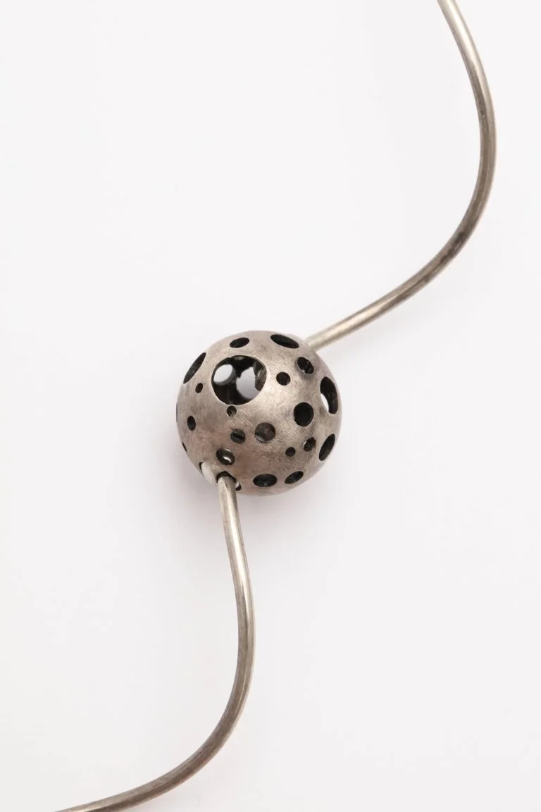 Elizabeth Garvin Modernist Silver Necklace Elle W Collection Elizabeth Garvin Modernist Silver