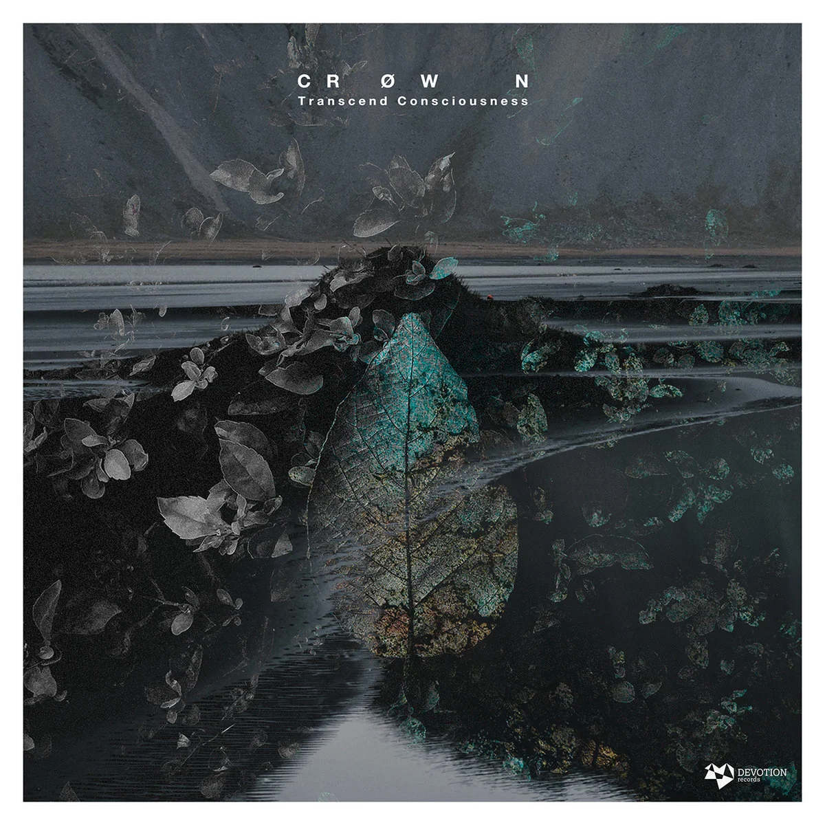 CRØWN en Devotion Records: El primer LP del sello abre el espectro del techno [Première!]