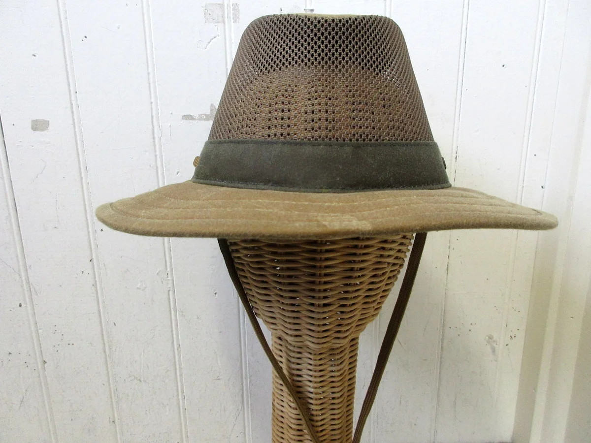 outback willis hat