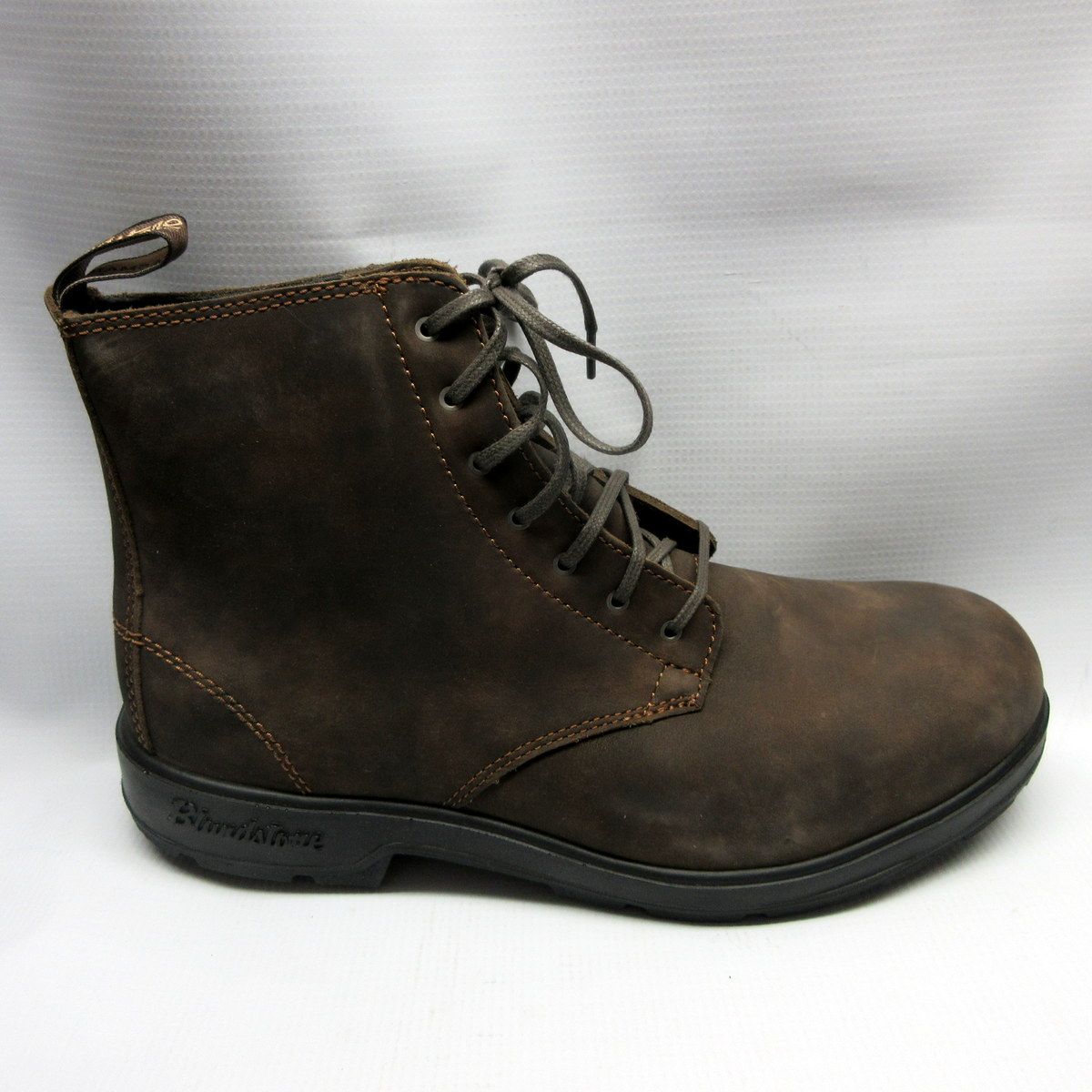 blundstone lined