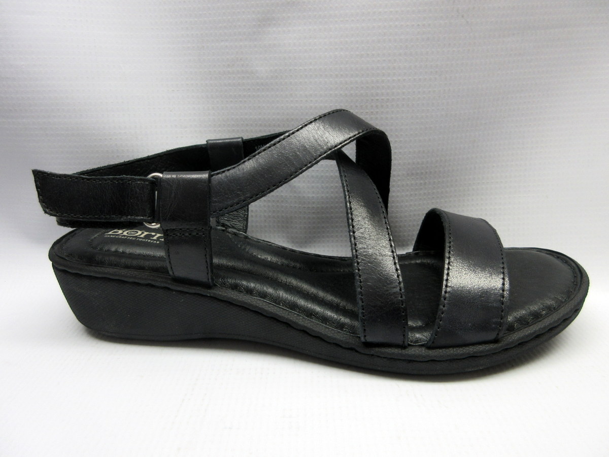 born idella sandal