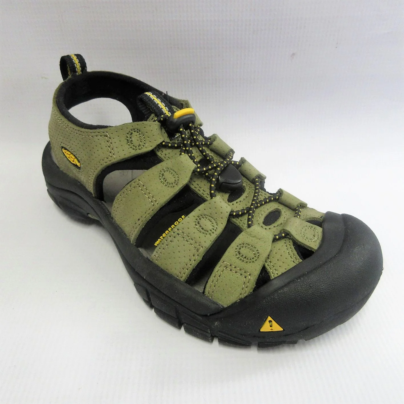 keen sandals size 6