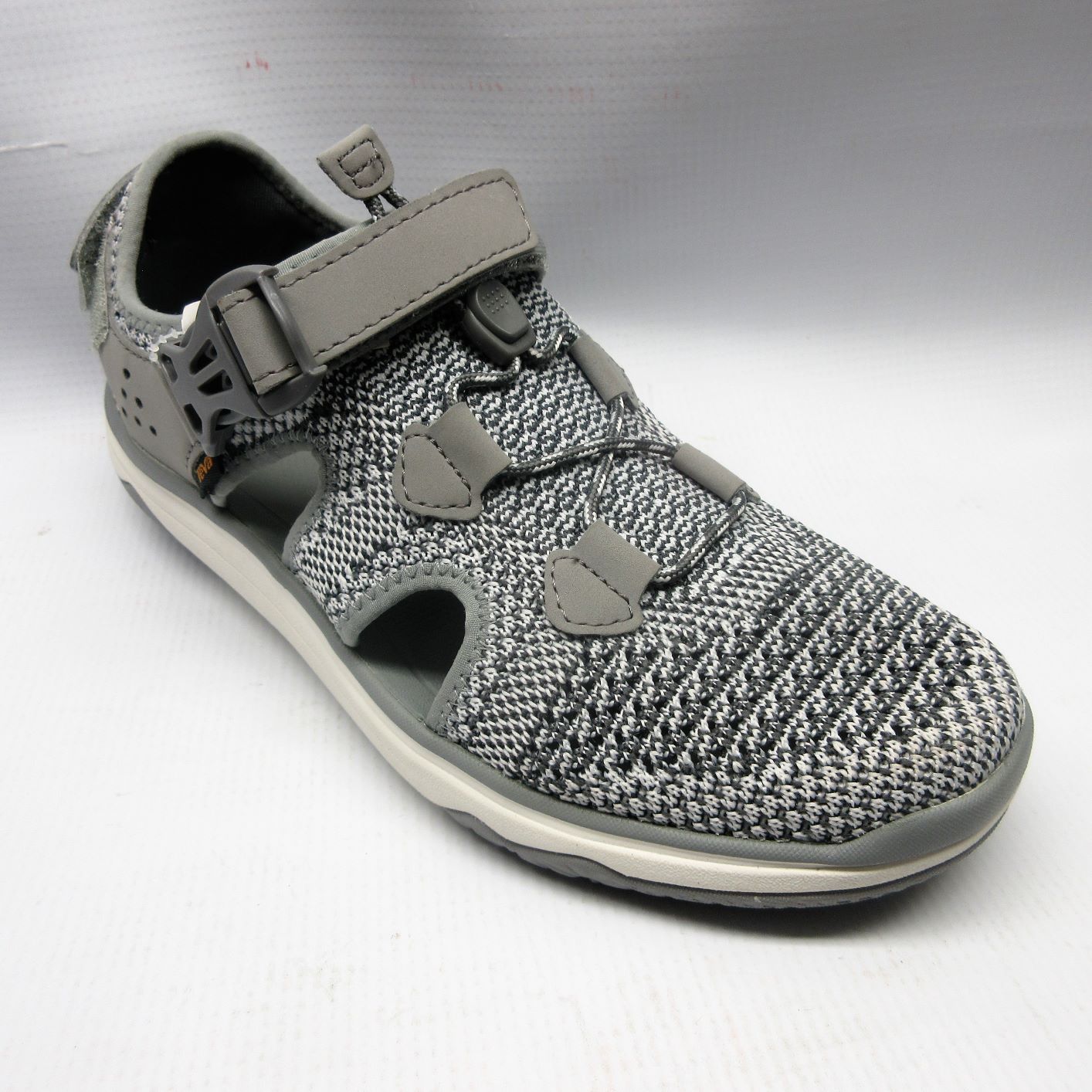 teva terra float travel knit