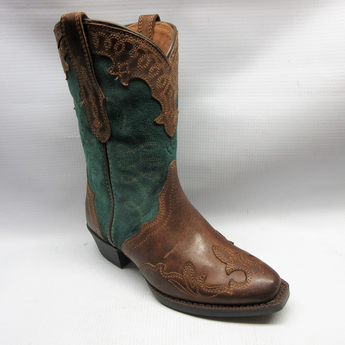 teal ariat boots