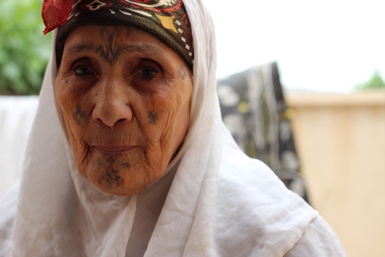 Granny arab