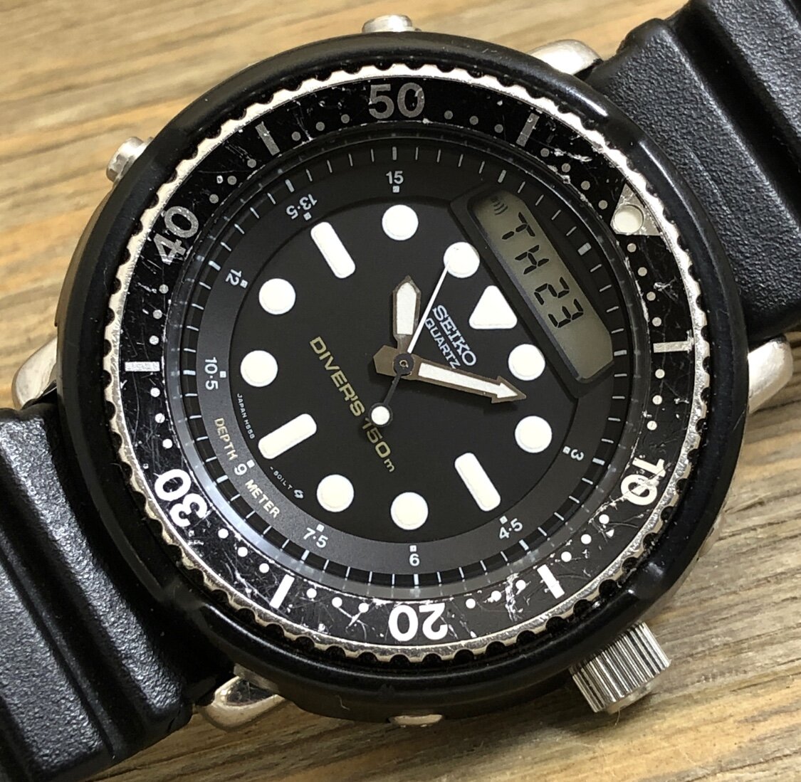 seiko divers 150m quartz