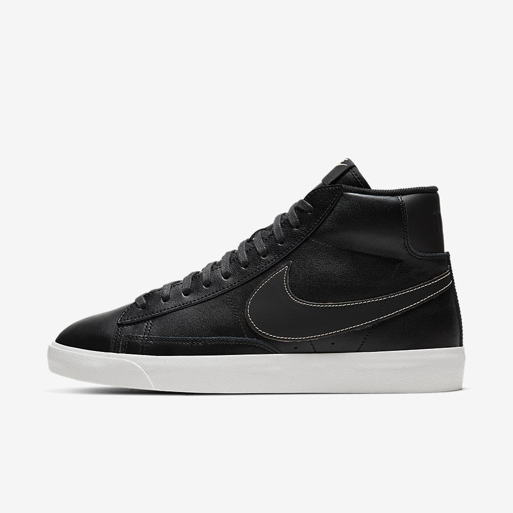black nike blazer