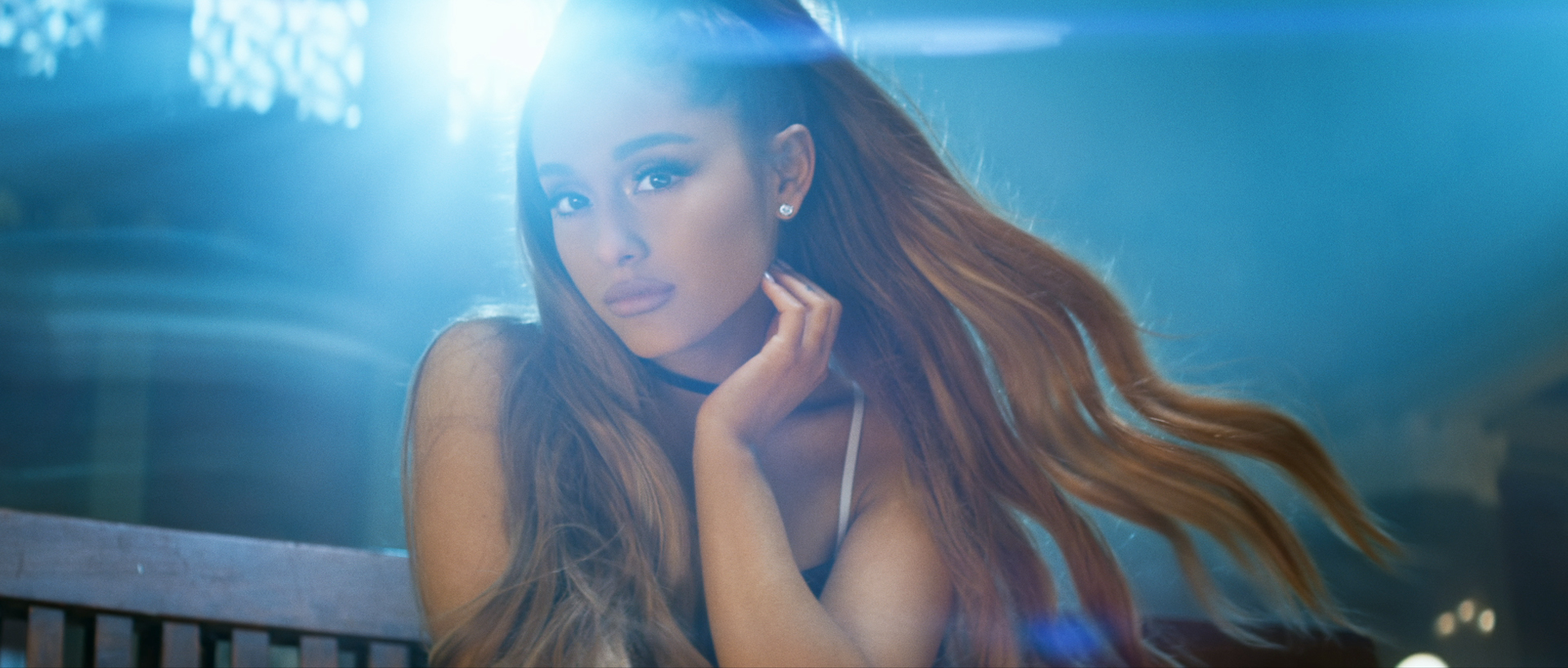 Ariana grande metronome photo