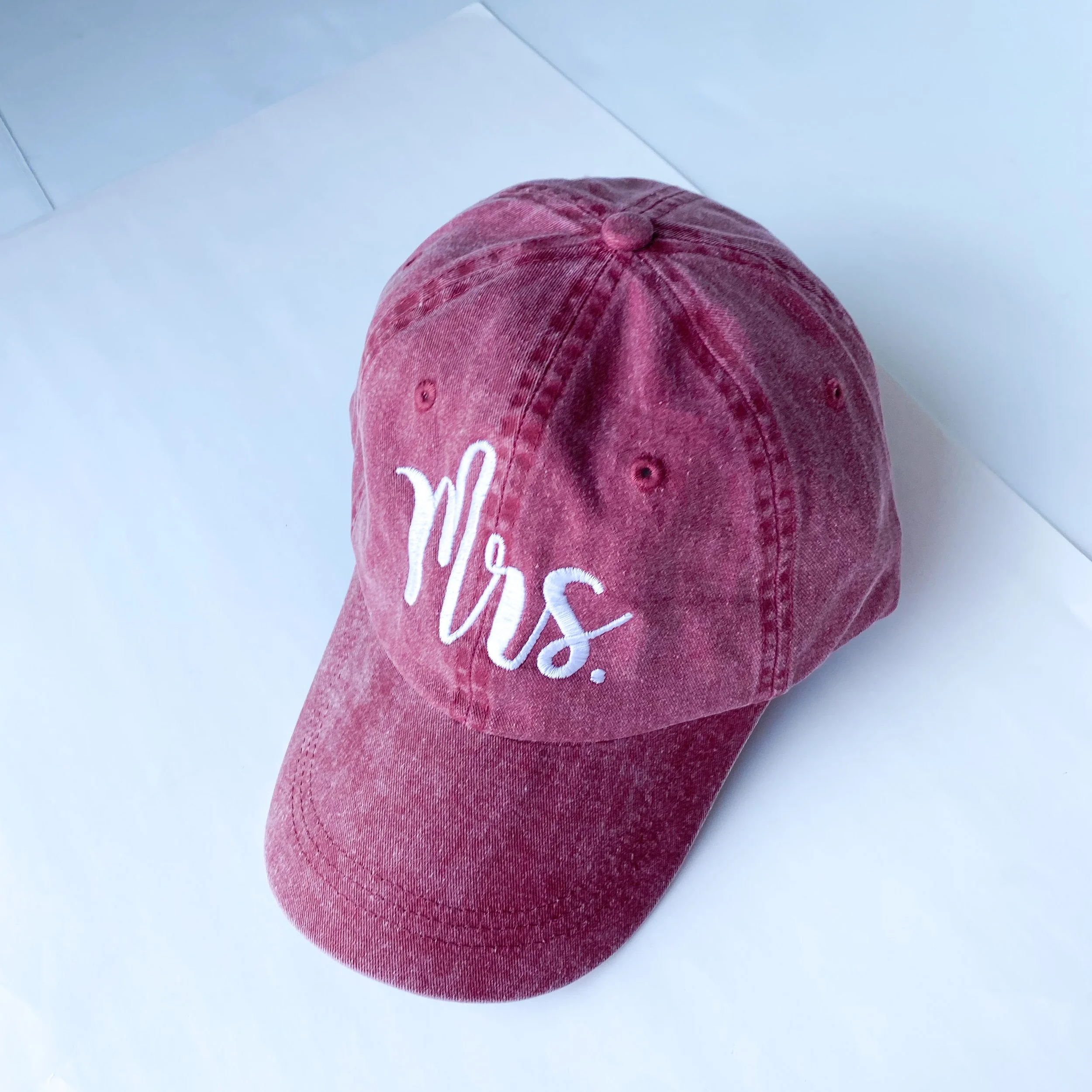 Mrs. Hat — Rainy Day Embroidery
